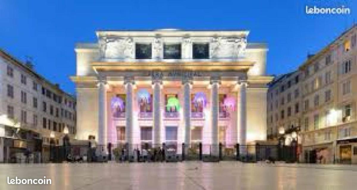 Studio 300 Vieux Port Opera Marsylia Zewnętrze zdjęcie